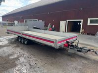 Westbay Adam 37