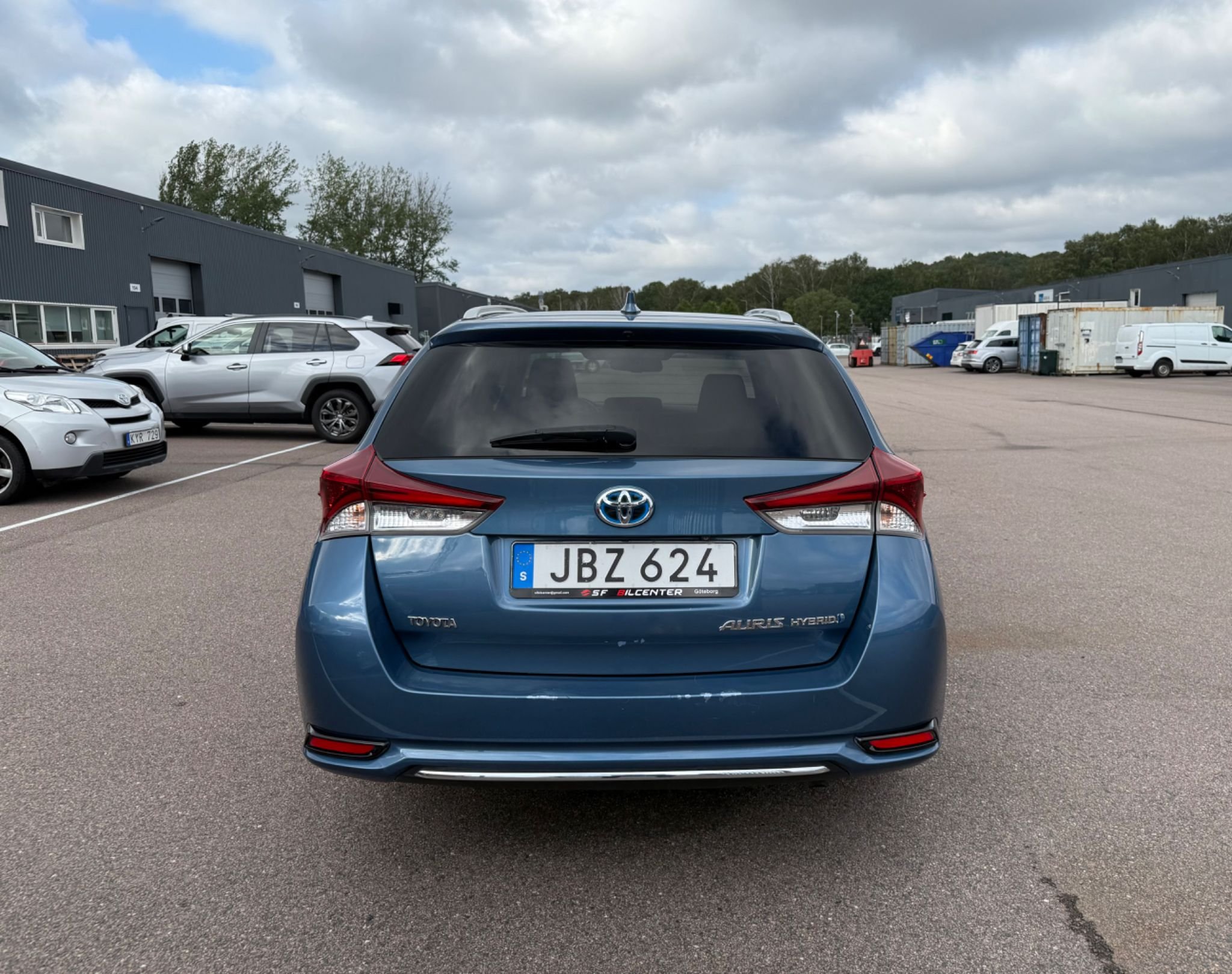 Toyota Auris Touring Sports Hybrid e-CVT, 136hk, 2016