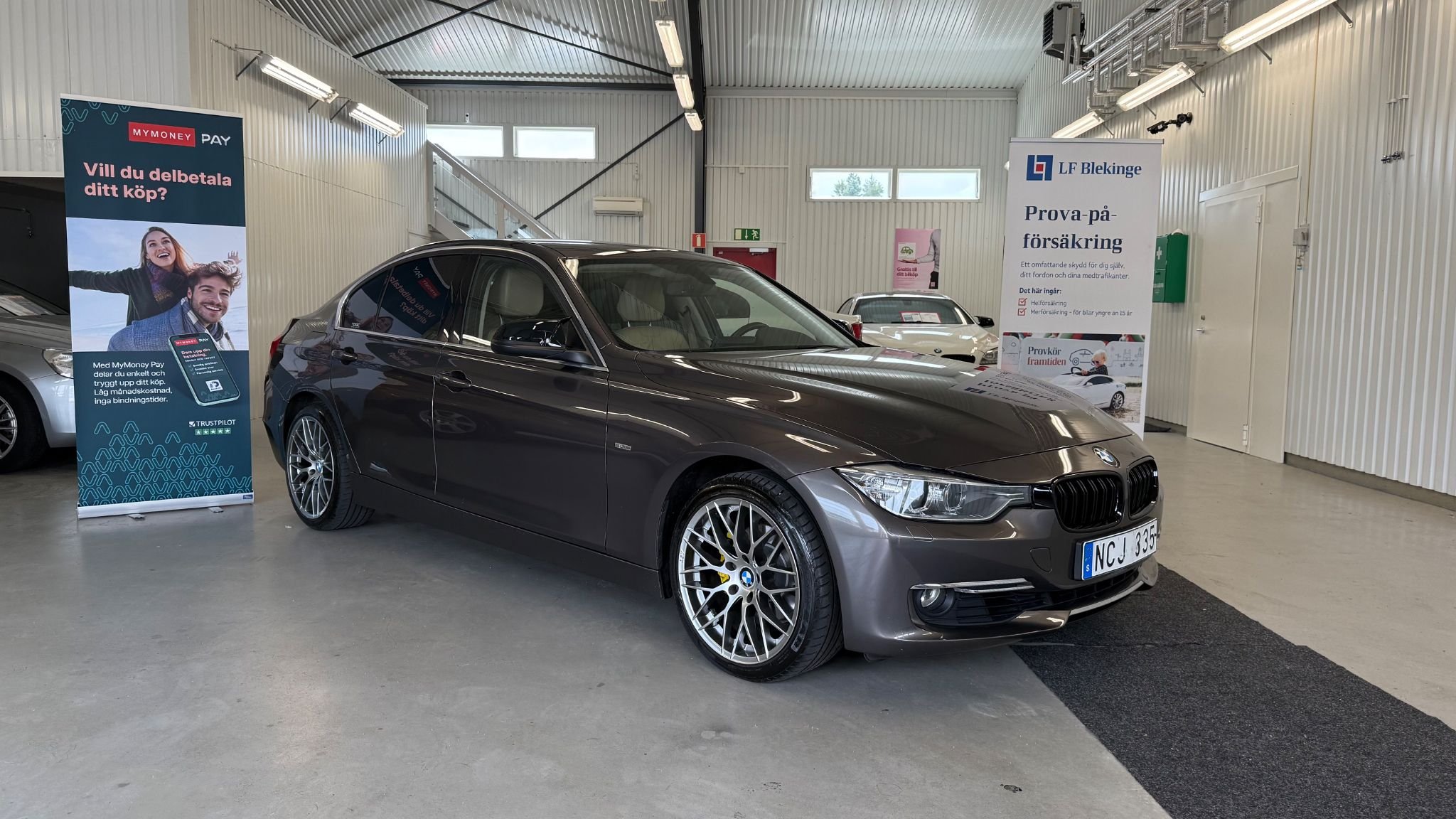 BMW 320i Sedan Steptronic, 184hp, 2013