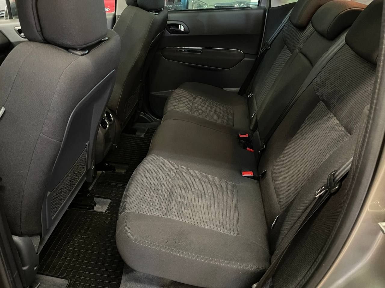 Peugeot 3008 1.6 e-HDi FAP EGS, 6-trinn, 111hk, 2011