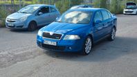 Skoda Octavia RS 2.0 TFSI ny besiktigad AC fungerar bra