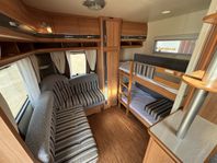 Hobby 650 KMFE De Luxe/Barnkammare/AC/Solceller