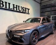 Alfa Romeo Giulia Quadrifoglio V6, H/K, GPS, Kolfiber, 510hk