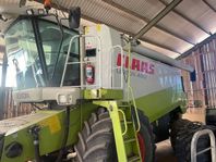 CLAAS LEXION 480 SKÖRDETRÖSKA 30 FOT