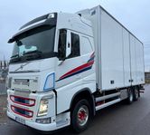 Volvo FH460 6x2*4 Globetrotter med öppningsbar sida