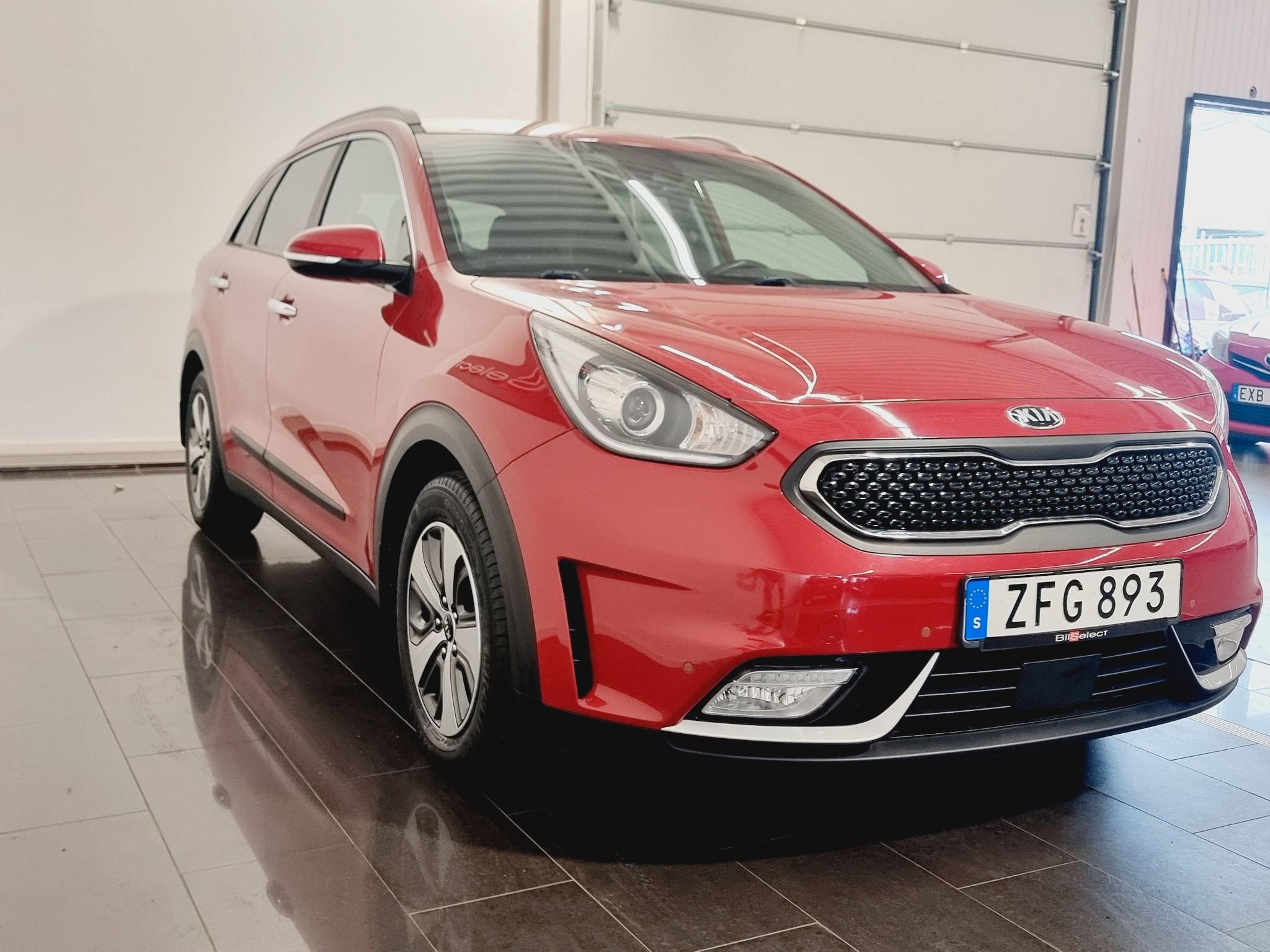 Kia Niro Hybrid DCT, 141hk, 2018