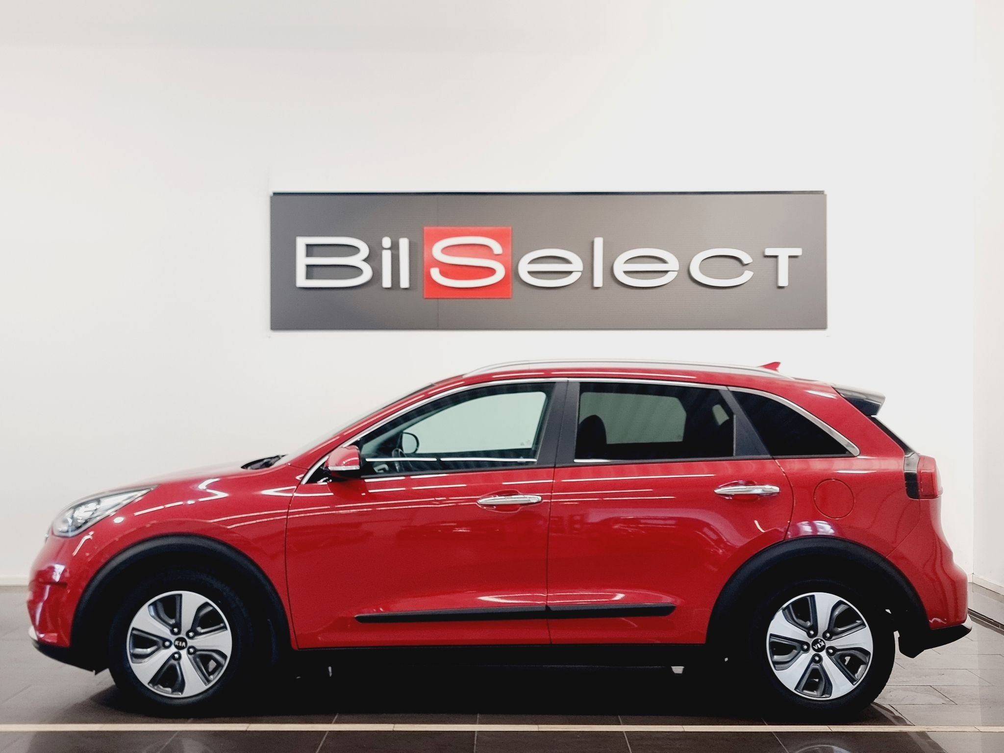Kia Niro Hybrid DCT, 141hk, 2018