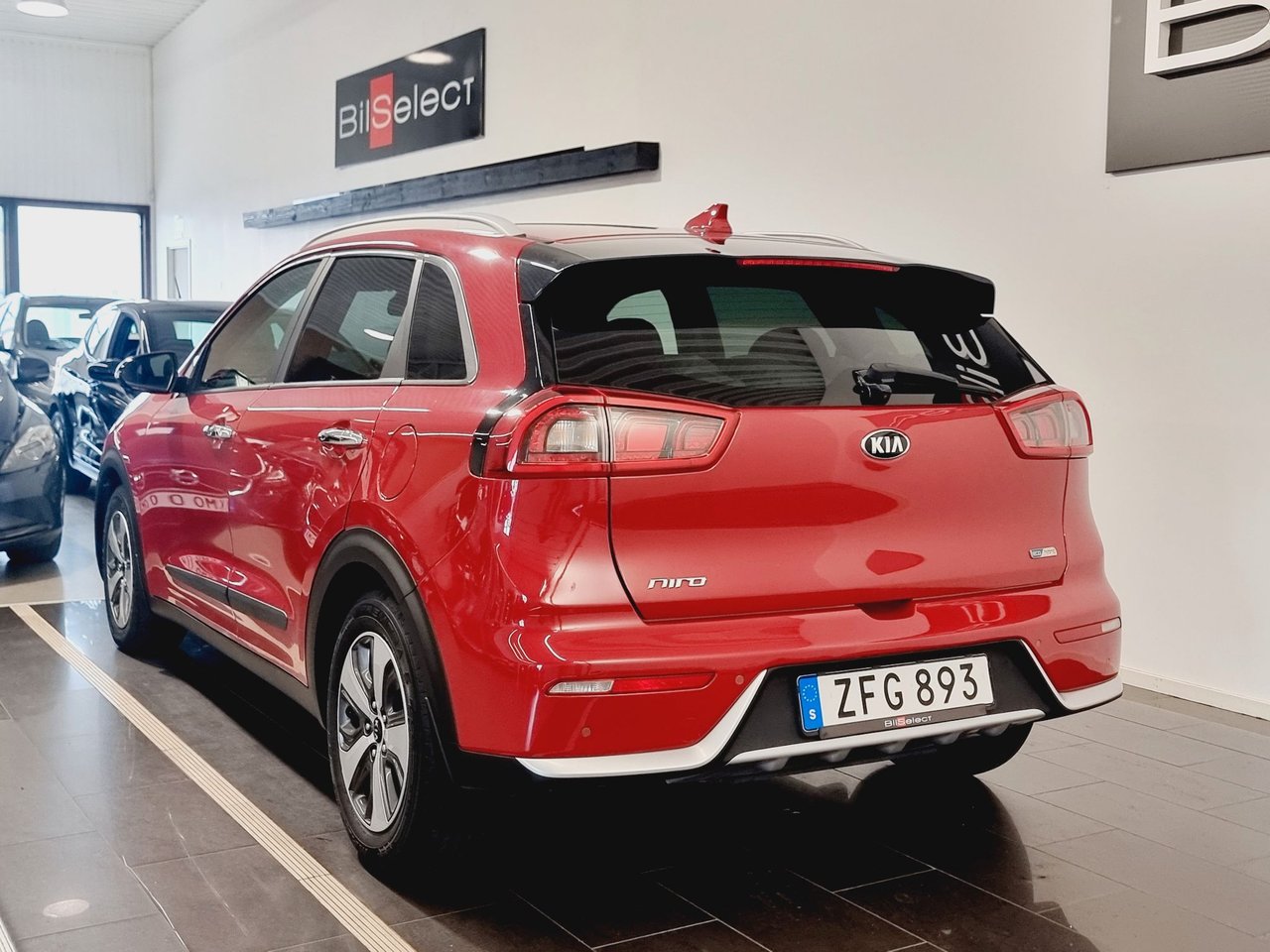 Kia Niro Hybrid DCT, 141hk, 2018