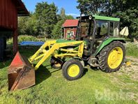 Traktor JOHN DEERE 1130 STD