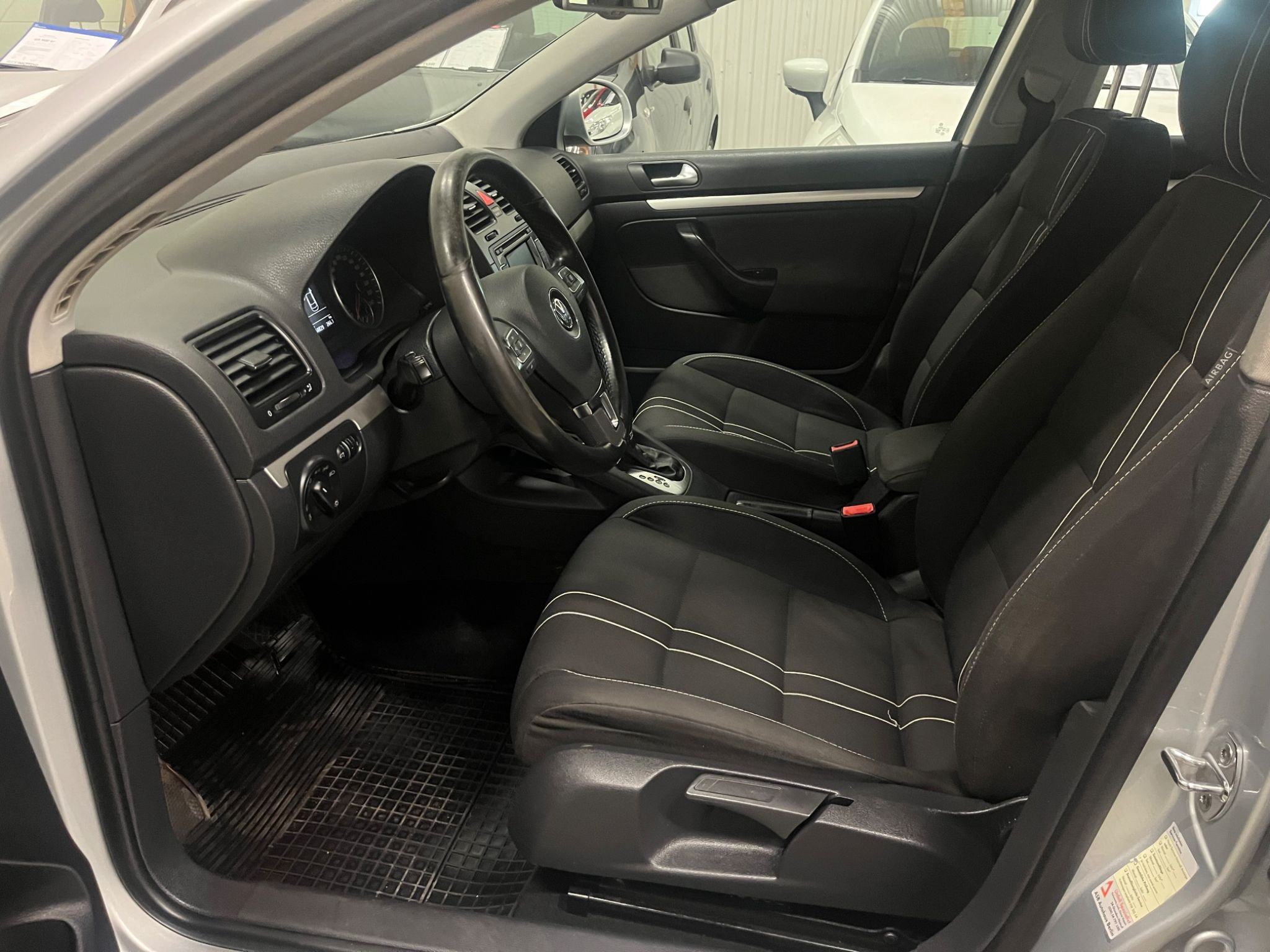 Volkswagen Jetta 1.4 TSI DSG sekvensiell, 7-trinn, 122hk, 2010