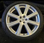 20 tum Volvo V90 Cross Country fälgar med PIRELLI sommardäck