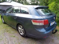 Toyota Avensis Kombi 2.0 EN ÄG/FULLSERVAD/NYBES U.A./ACC/MVG