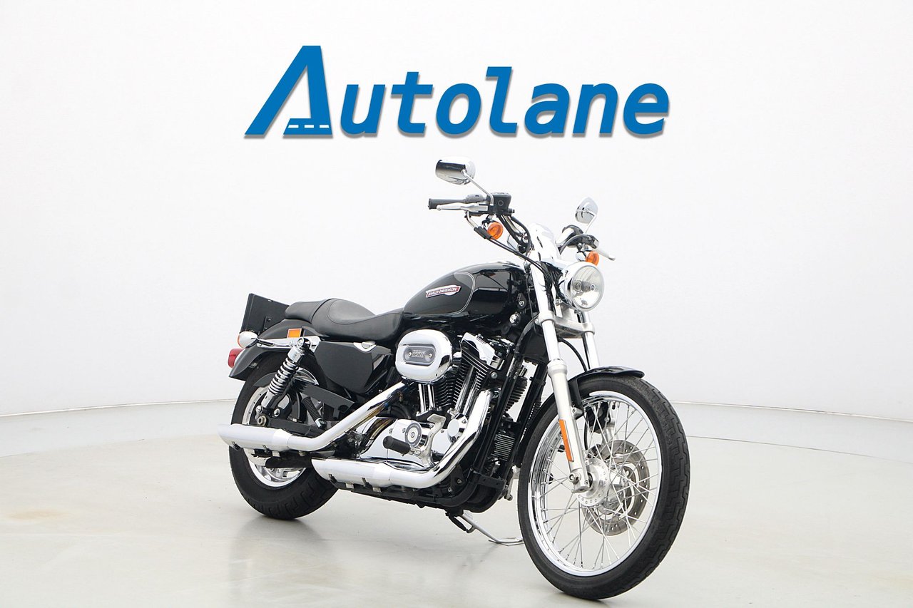 Harley-Davidson 1200 Custom *...