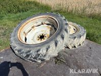 Traktordäck Kleber 13.6 R38 & Dubbelhjul Goodyear 18.4-38
