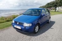 Volkswagen Polo 1.6 12300 Mil En Ägare