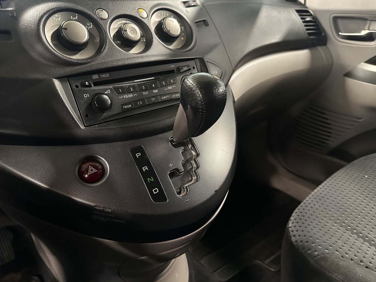 Mitsubishi Grandis 2.4 MIVEC Automatisk, 165hk, 2006