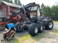 Skördare Valmet 901-6