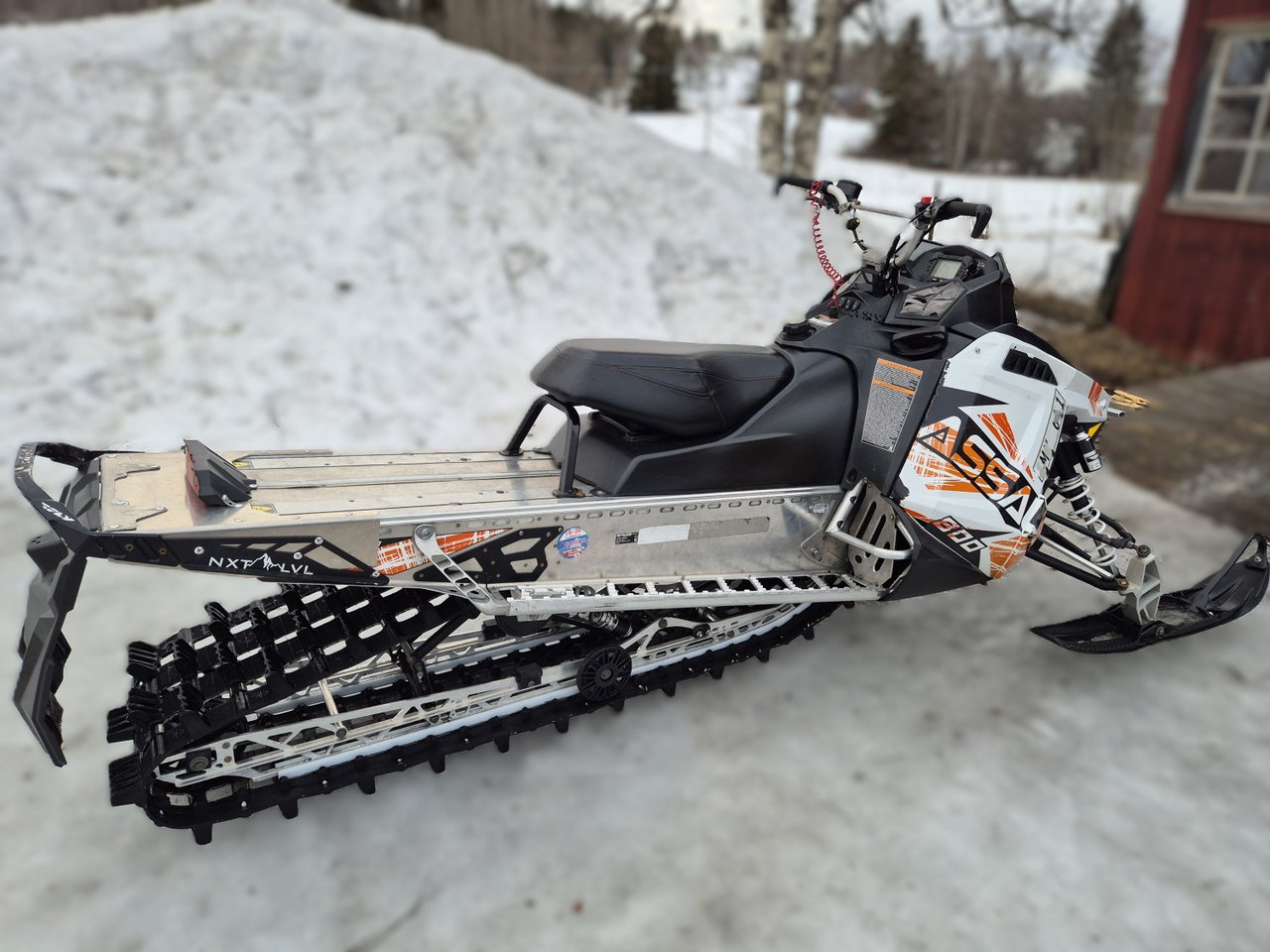 Polaris Assault 800 RMK 738kr...