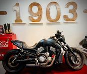Harley-Davidson VRSCD Nightrod 260-Däck