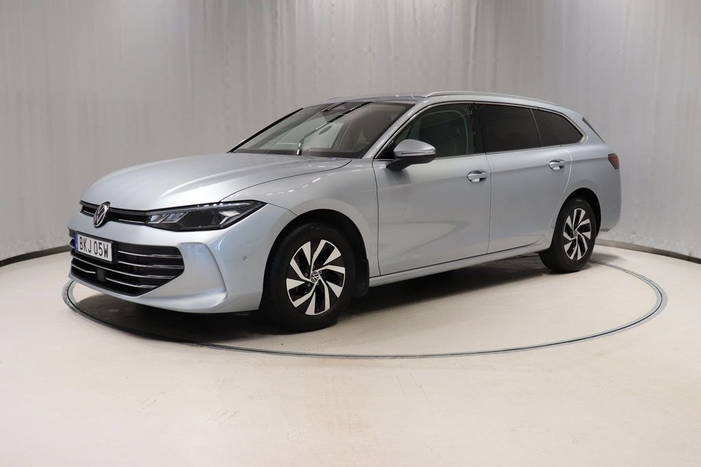 Volkswagen Passat 1,5 eTSI 15...
