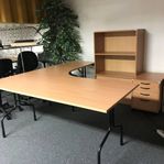 Skrivbord med Hurts & Pärmhylla  Nytt!