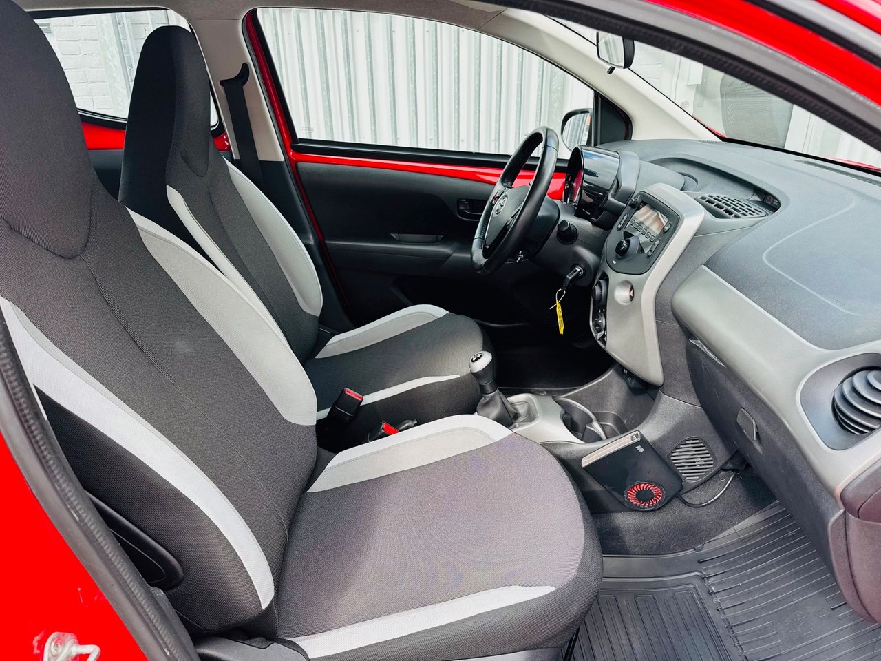 Toyota Aygo 5-dörrar 1.0 VVT-i Manuell, 69hk, 2015