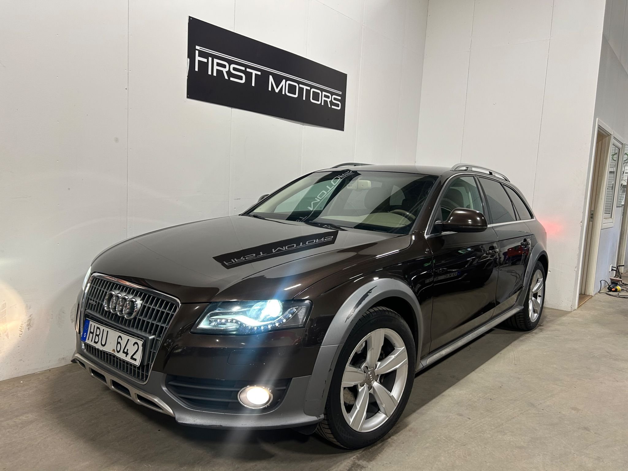 Audi A4 allroad quattro 3.0 TDI V6 DPF quattro S Tronic, 239hp, 2010