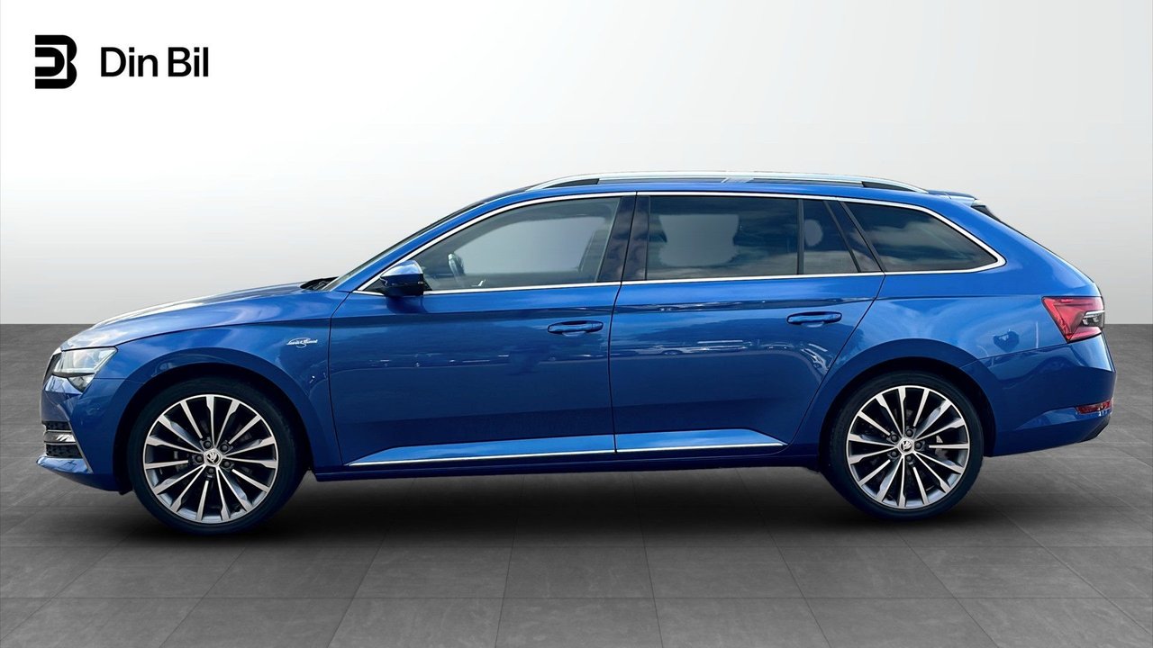 Škoda Superb iV Combi 1.4 TSI iV DSG sekvensiell, 6-trinn, 218hk, 2023