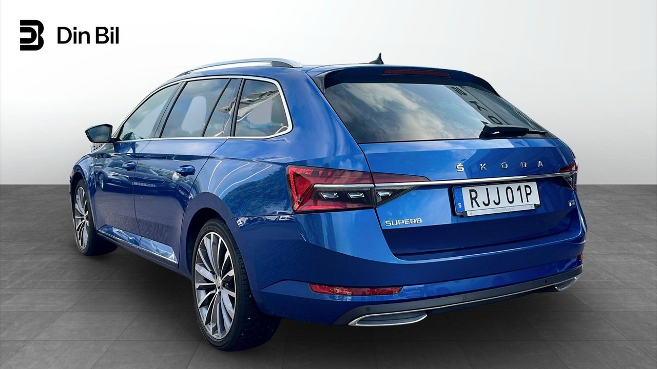 Škoda Superb iV Combi 1.4 TSI iV DSG sekvensiell, 6-trinn, 218hk, 2023