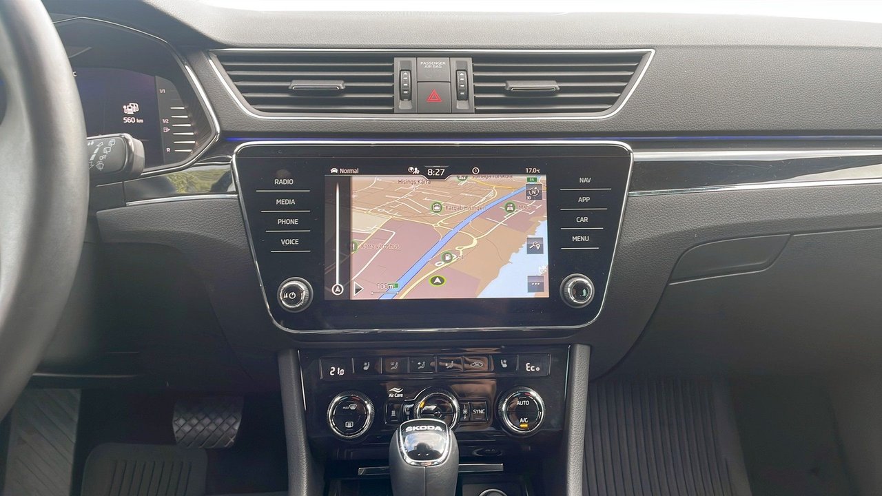 Škoda Superb iV Combi 1.4 TSI iV DSG sekvensiell, 6-trinn, 218hk, 2023