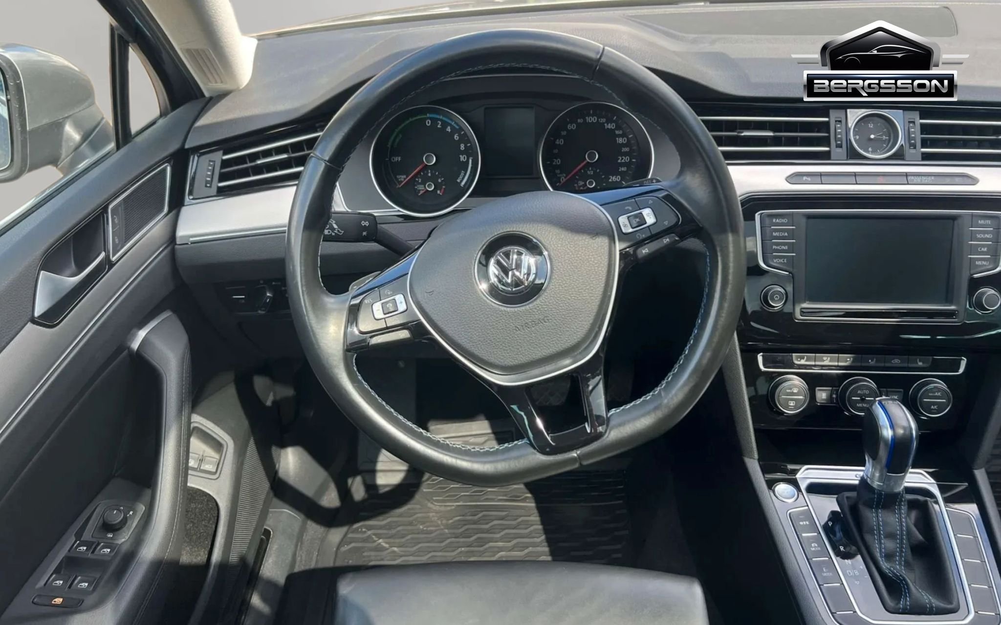 Volkswagen Passat Variant GTE 1.4 TSI ACT DSG sekvensiell, 6-trinn, 218ps, 2017