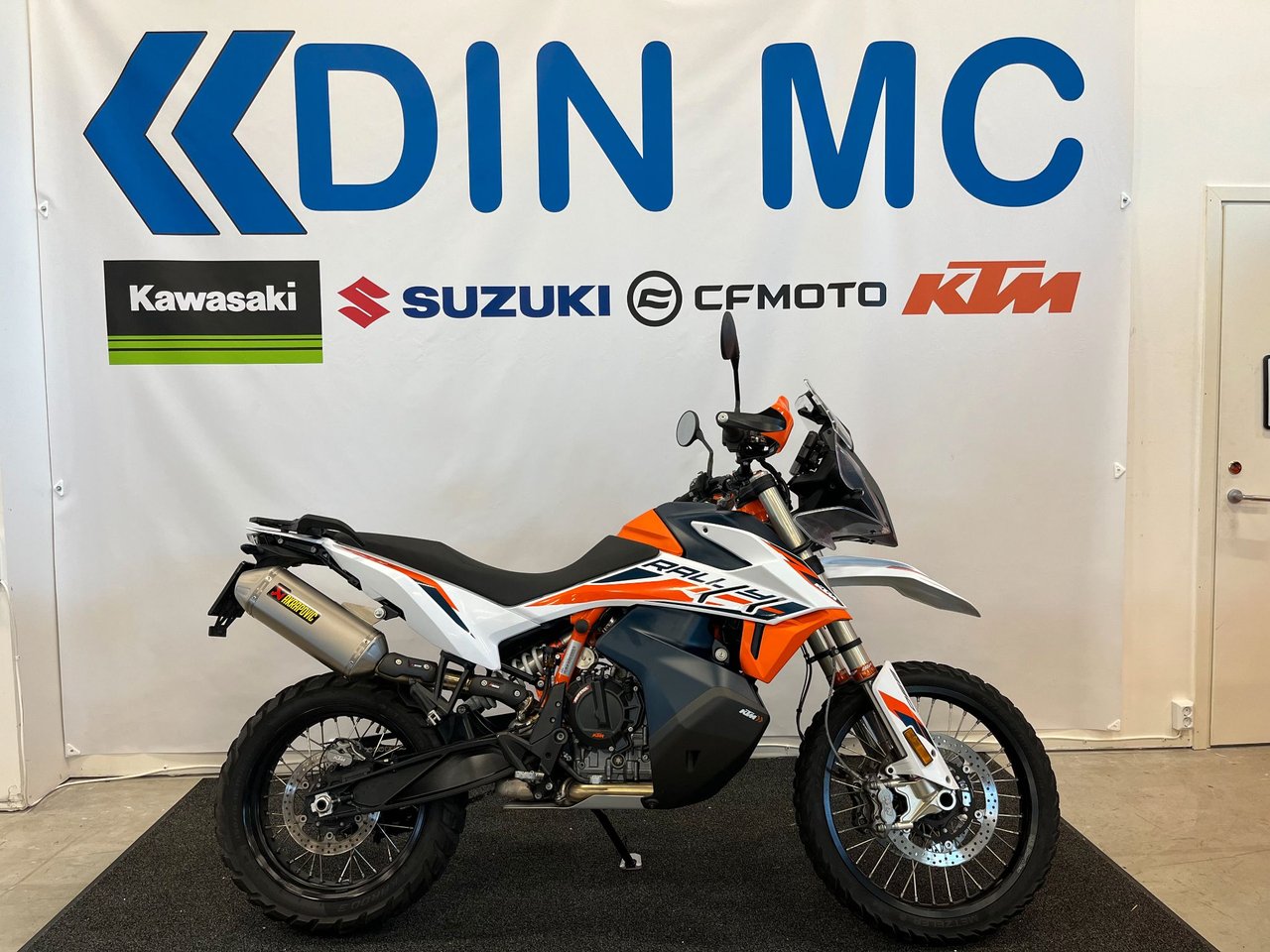 KTM 890 Adventure R Rally "En...