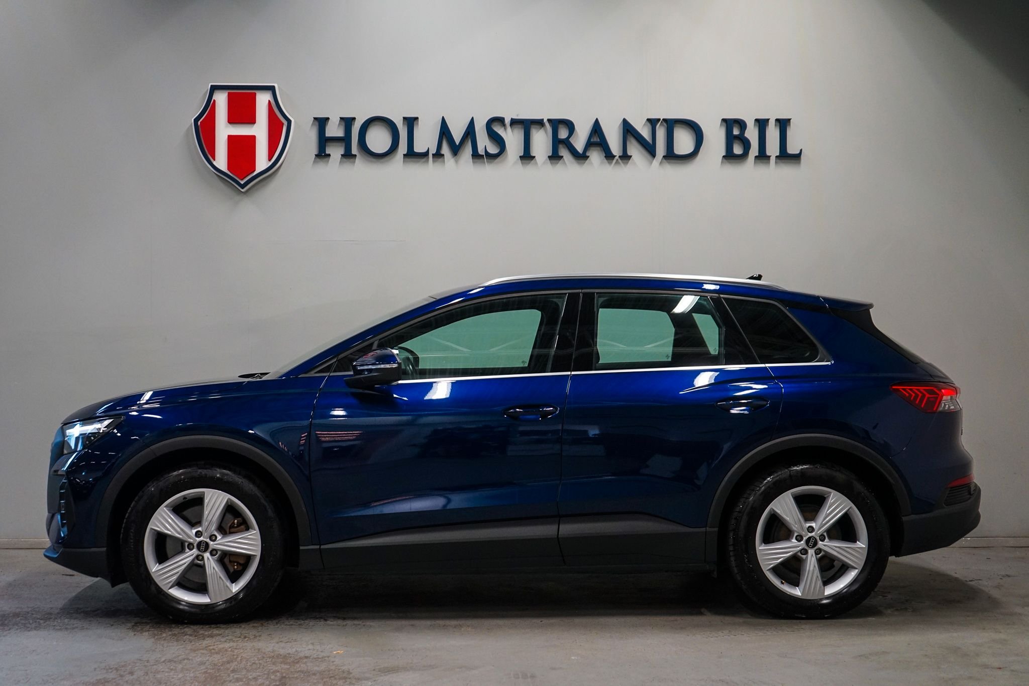 Audi Q4 45 e-tron quattro, 265hk, 2024