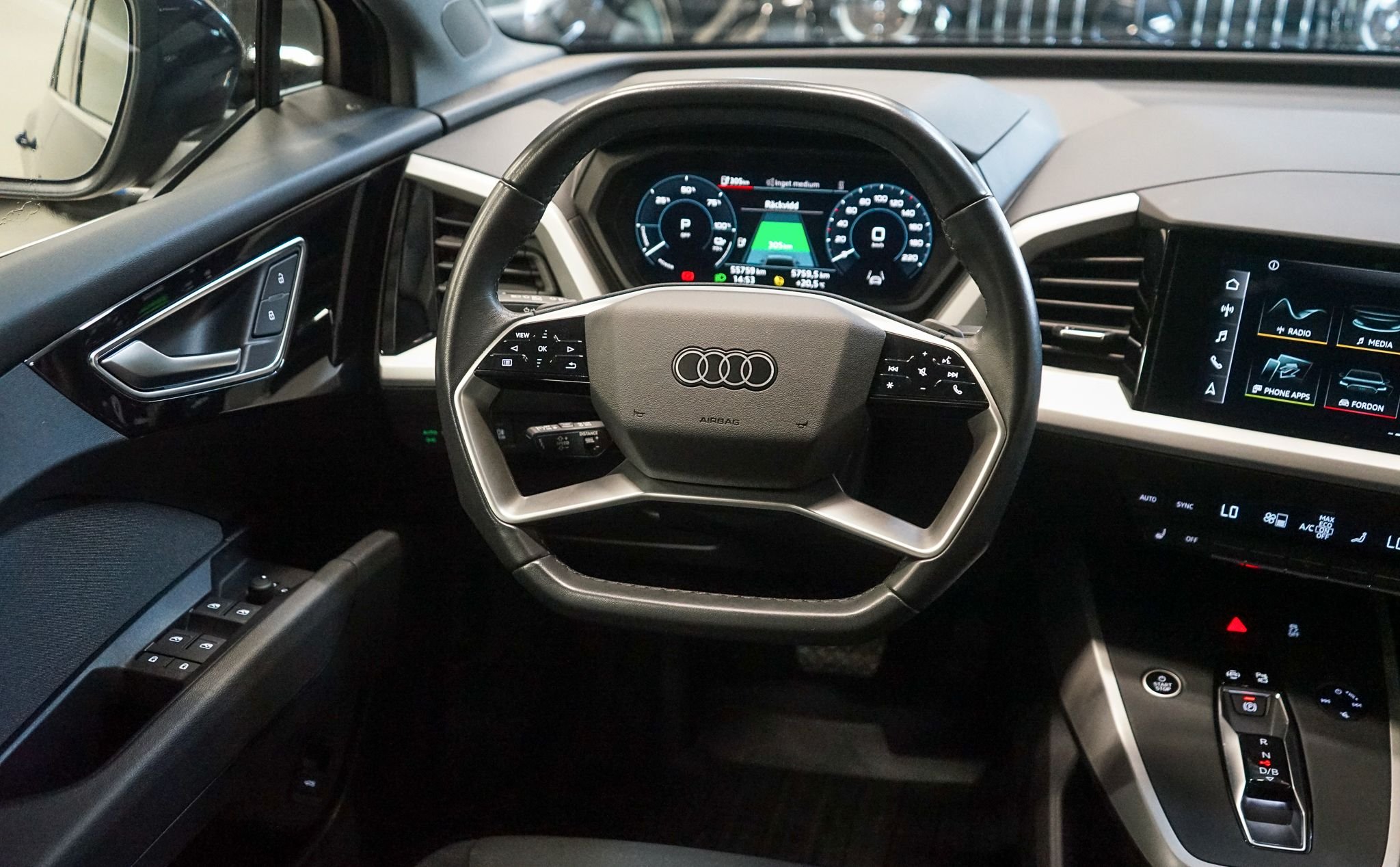 Audi Q4 45 e-tron quattro, 265hk, 2024