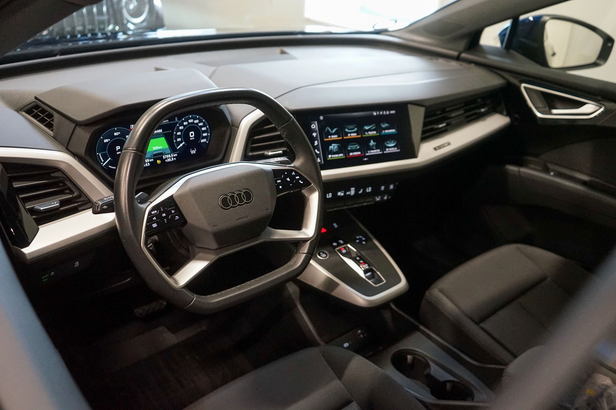 Audi Q4 45 e-tron quattro, 265hk, 2024