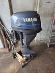 Yamaha F25 Säljes i delar.