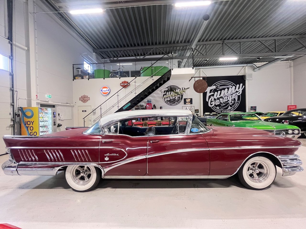 Buick Limited Riviera 6.0 305...