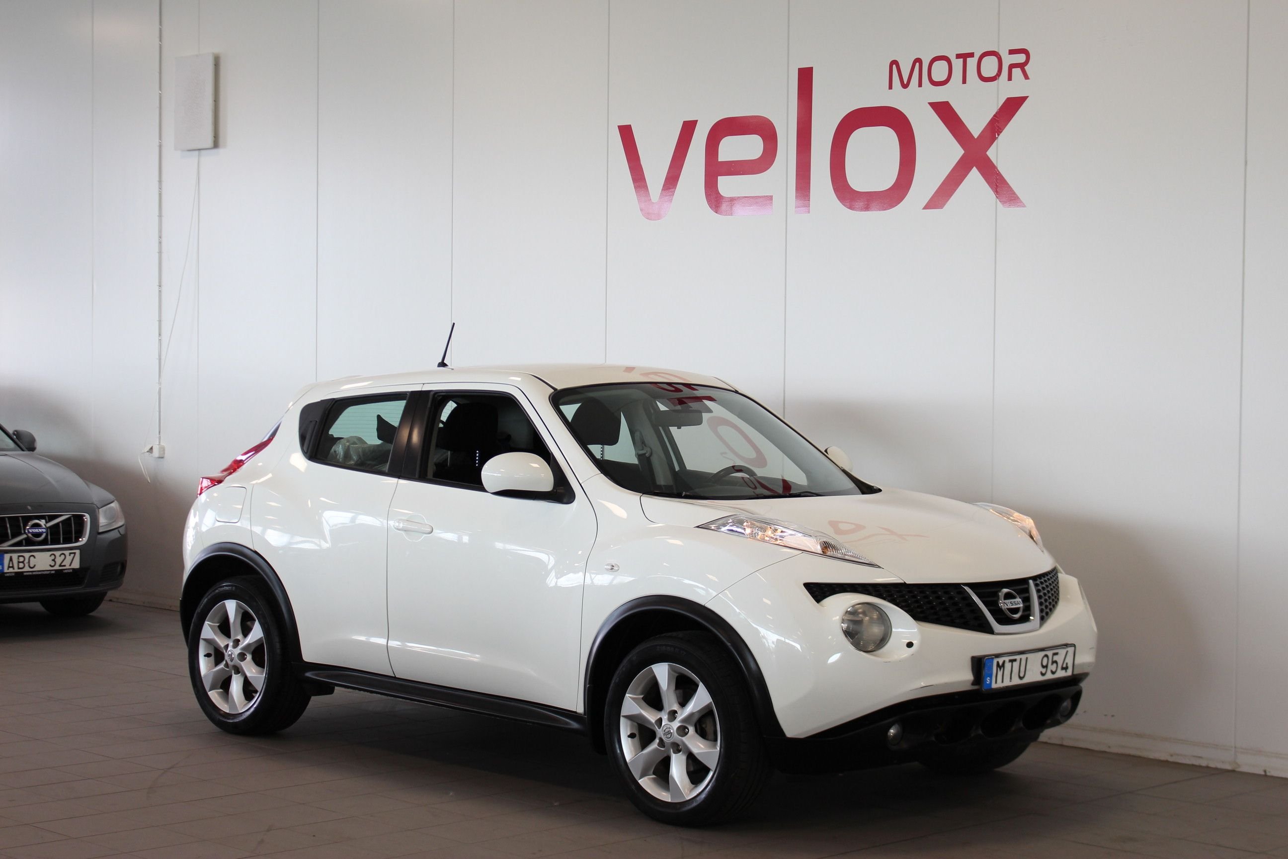 Nissan Juke 1.6 XTRONIC-CVT, 117hk, 2012
