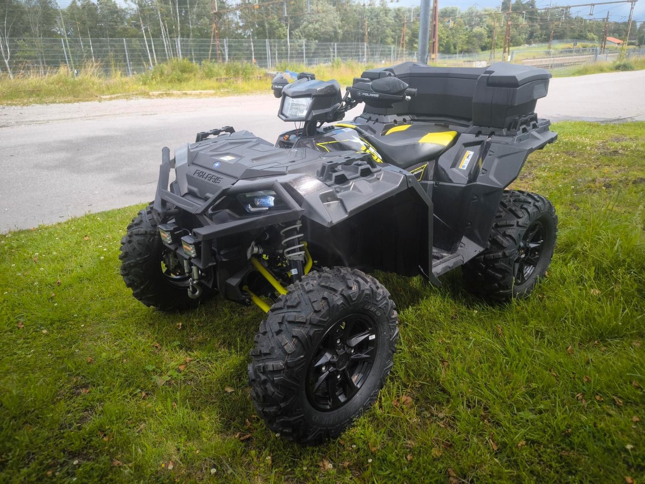 Polaris Sportsman XP 1000 S T...