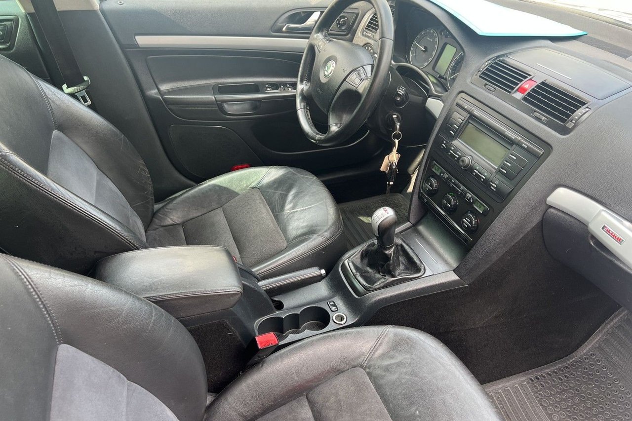 Škoda Octavia Scout 2.0 TDI DPF 8v 4Motion Manuell, 140hk, 2008