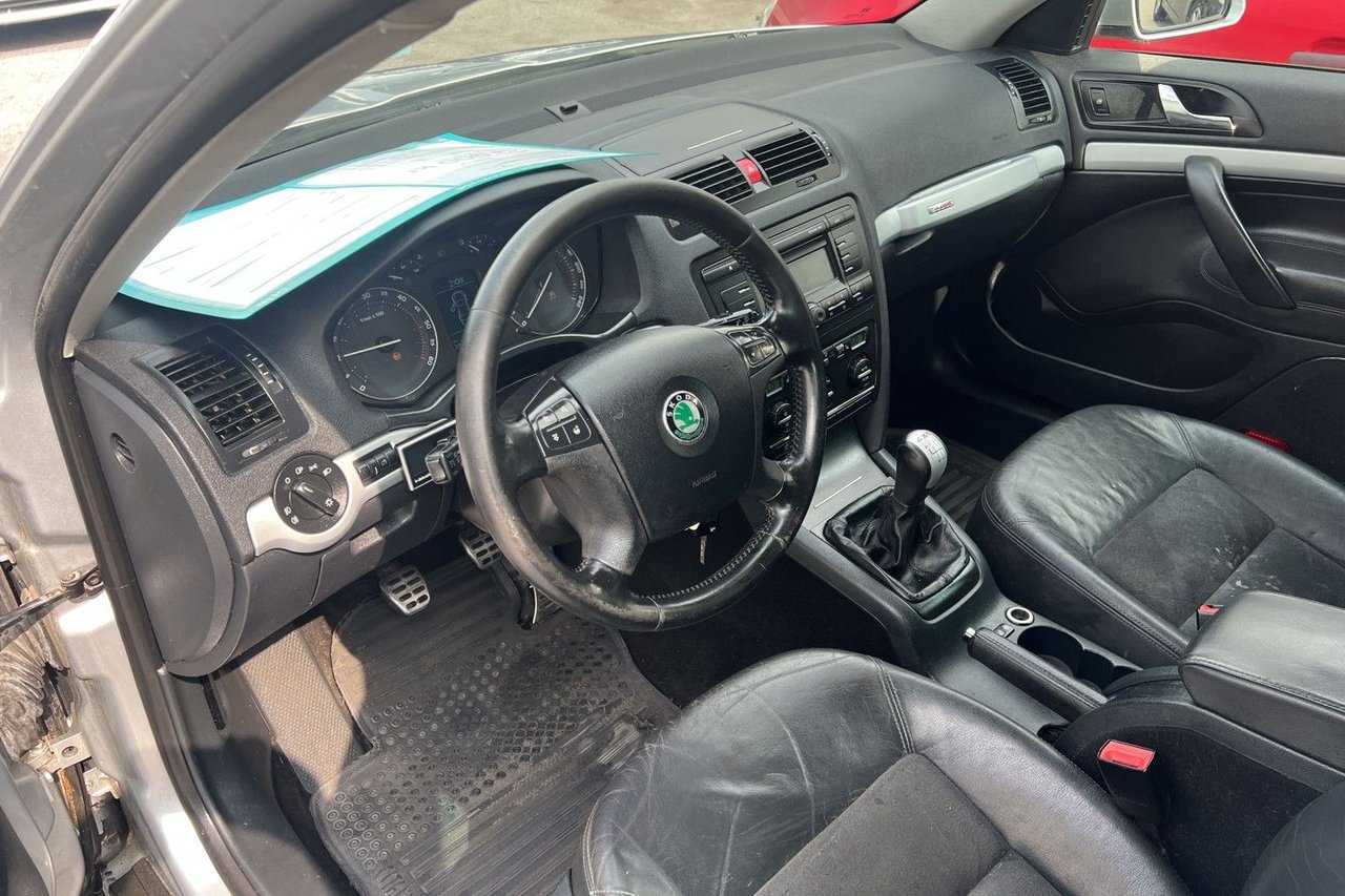 Škoda Octavia Scout 2.0 TDI DPF 8v 4Motion Manuell, 140hk, 2008