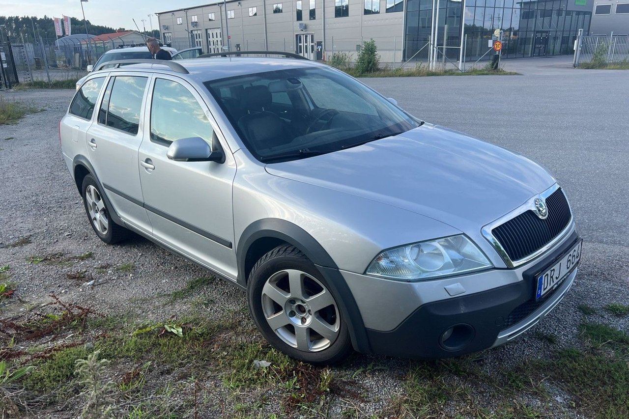 Škoda Octavia Scout 2.0 TDI DPF 8v 4Motion Manuell, 140hk, 2008