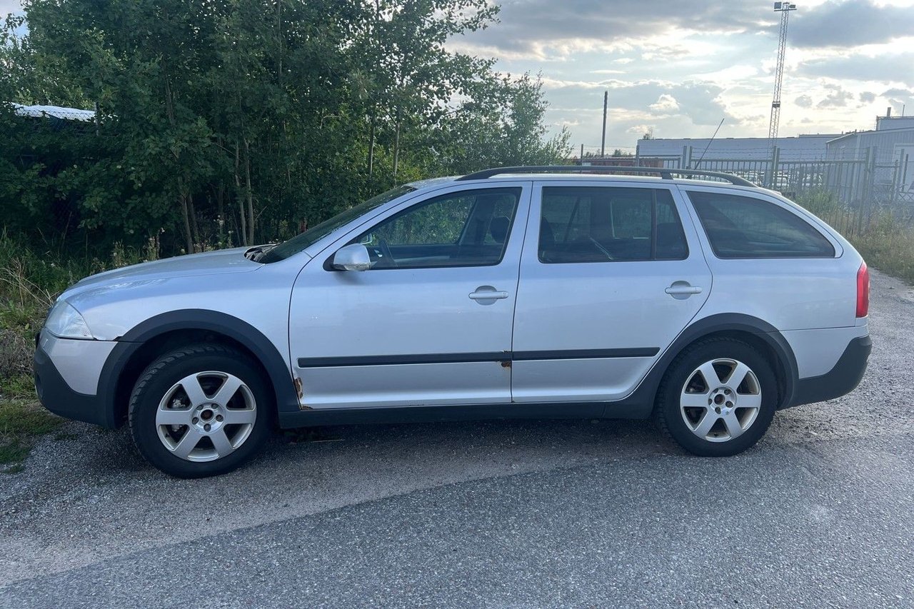 Škoda Octavia Scout 2.0 TDI DPF 8v 4Motion Manuell, 140hk, 2008