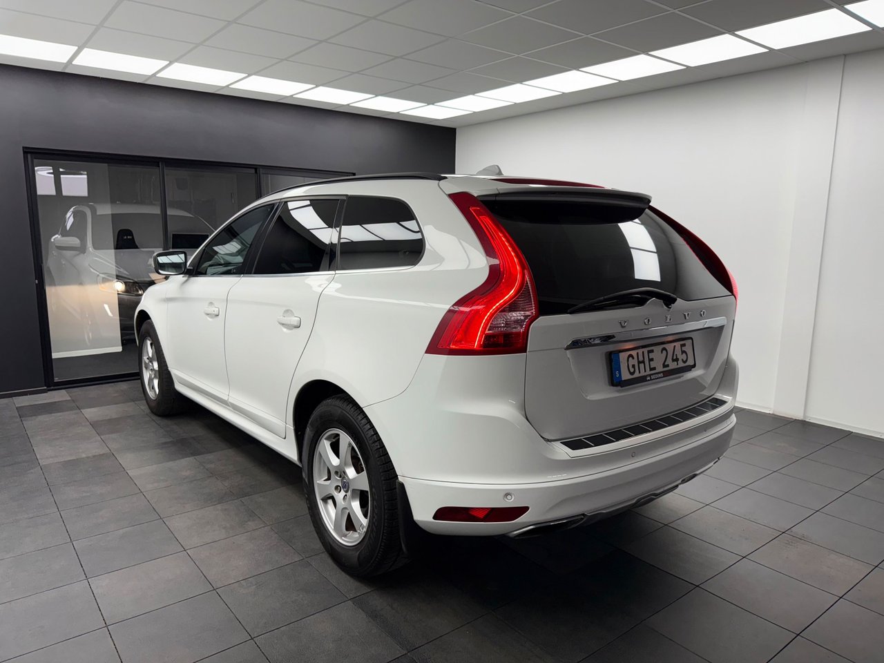 Volvo XC60 D4 Geartronic, 181hp, 2014