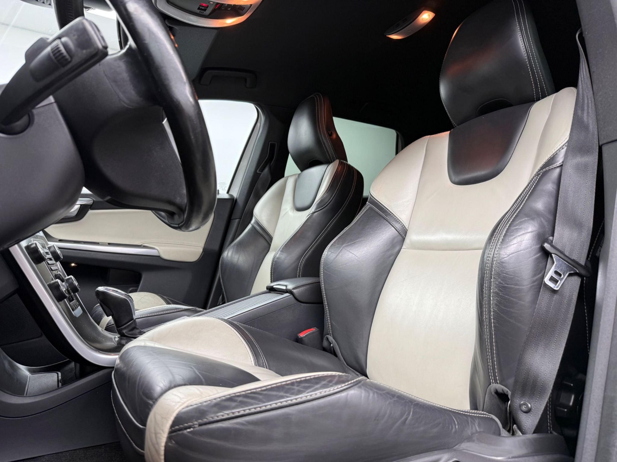 Volvo XC60 D4 Geartronic, 181hp, 2014