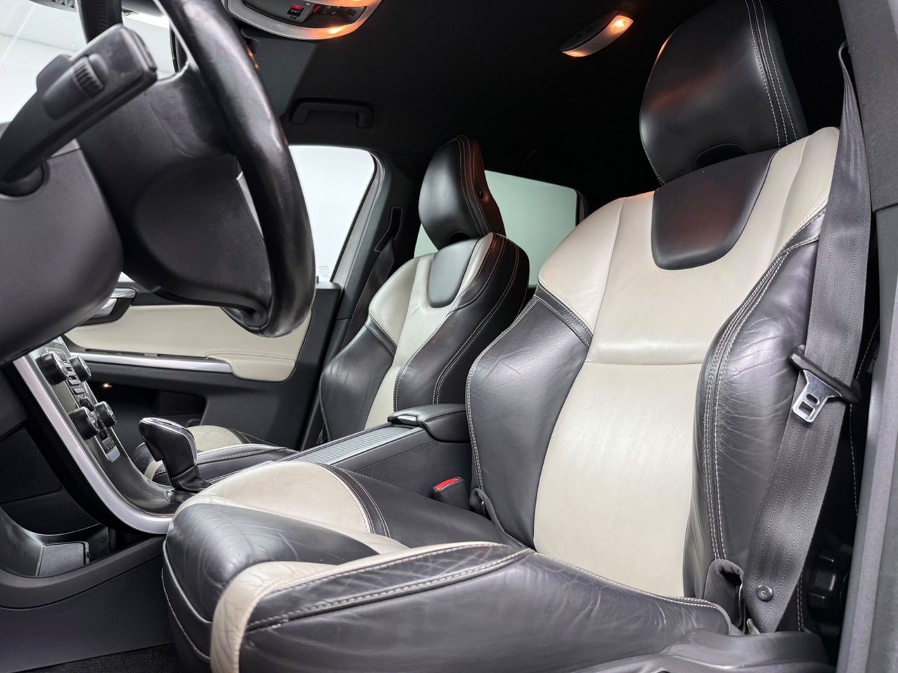 Volvo XC60 D4 Geartronic, 181hp, 2014