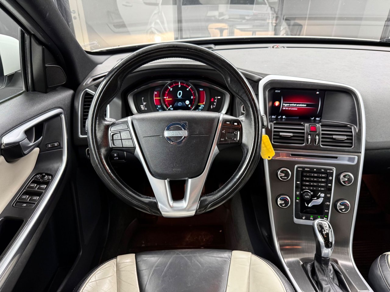 Volvo XC60 D4 Geartronic, 181hp, 2014