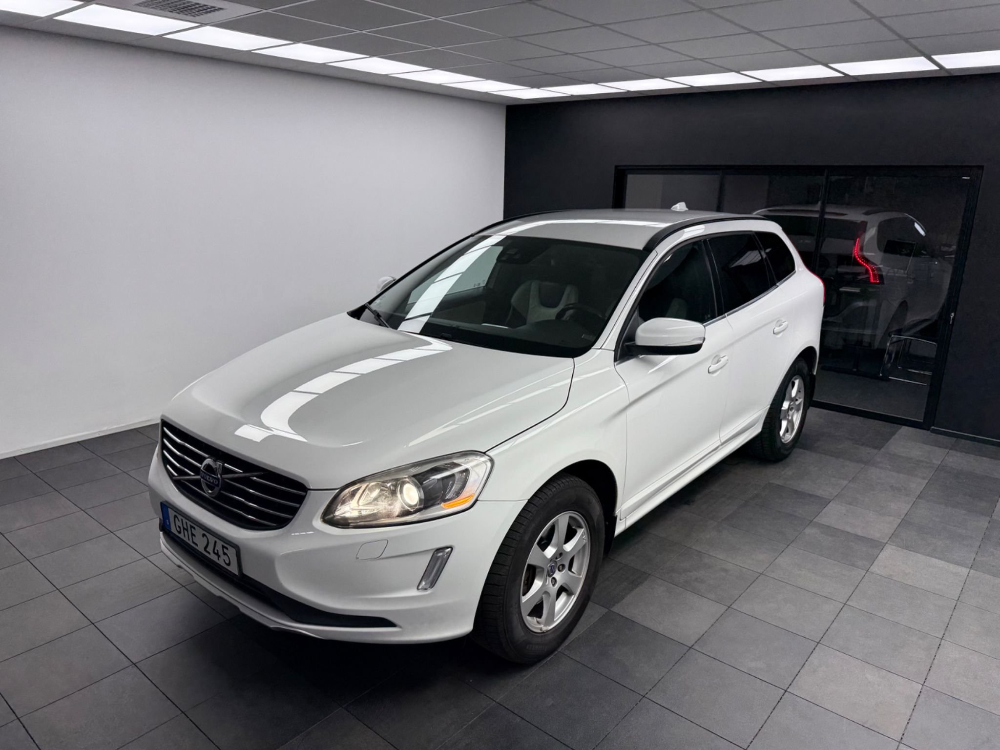 Volvo XC60 D4 Geartronic, 181hp, 2014