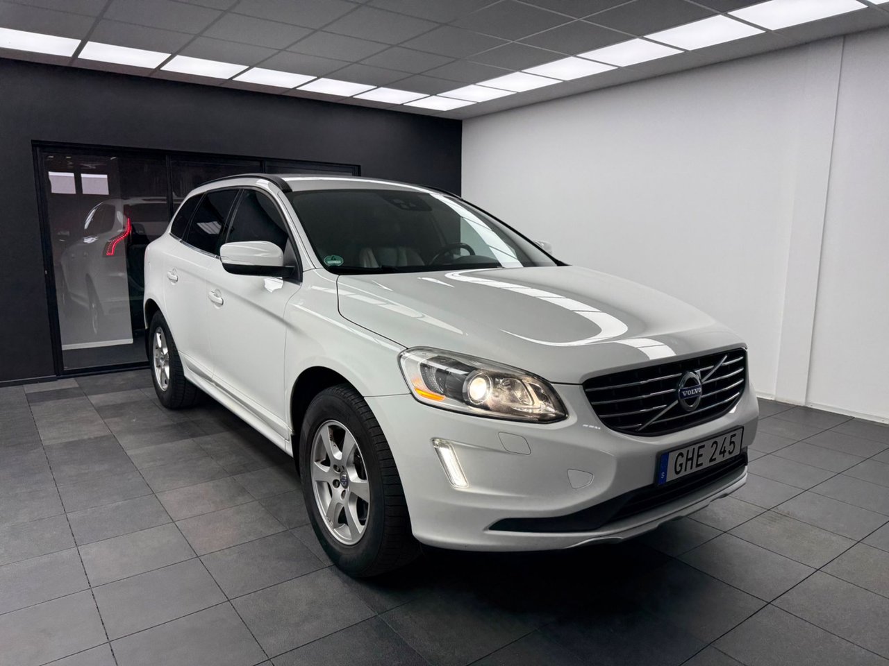 Volvo XC60 D4 Geartronic, 181hp, 2014