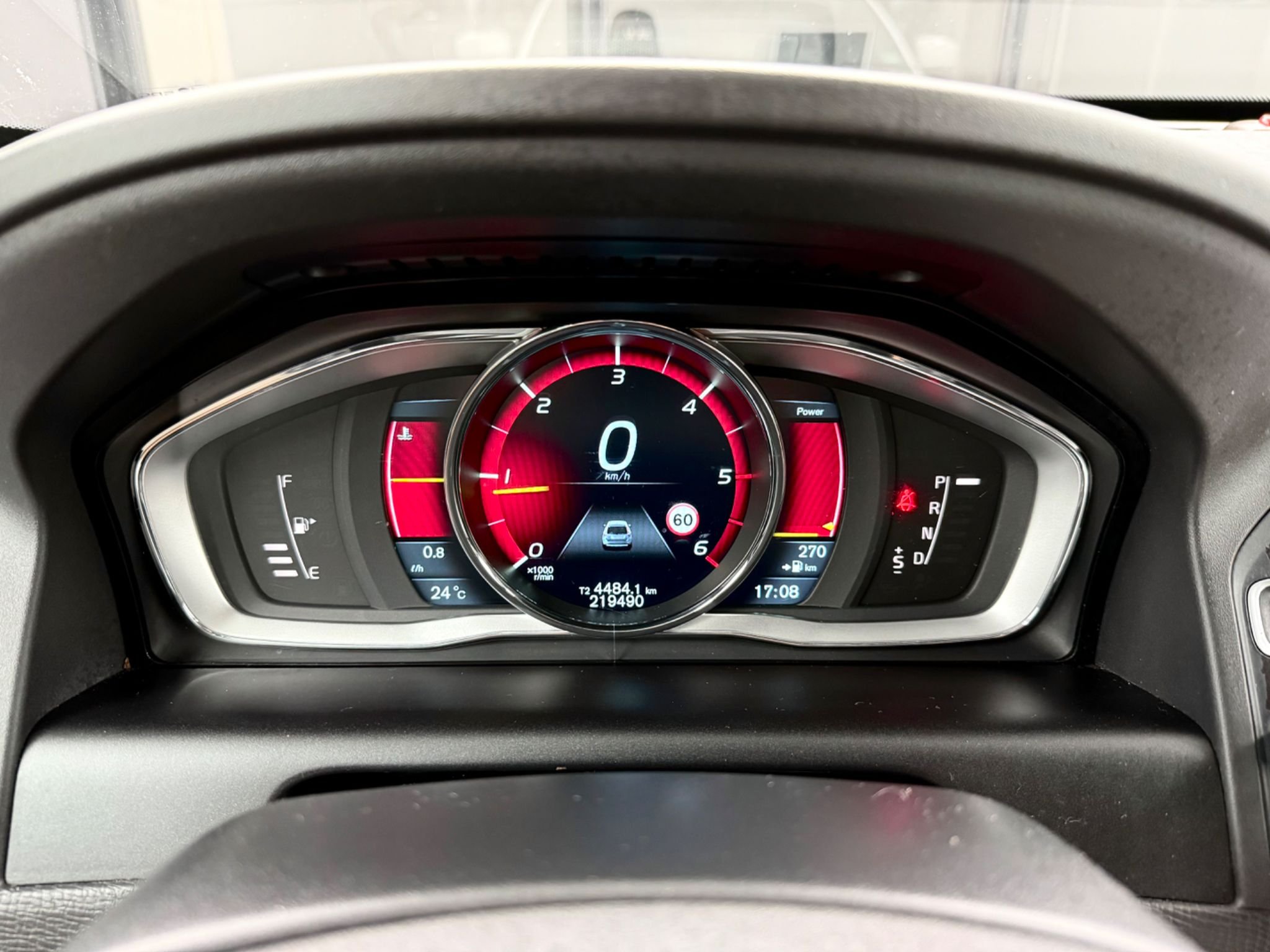 Volvo XC60 D4 Geartronic, 181hp, 2014